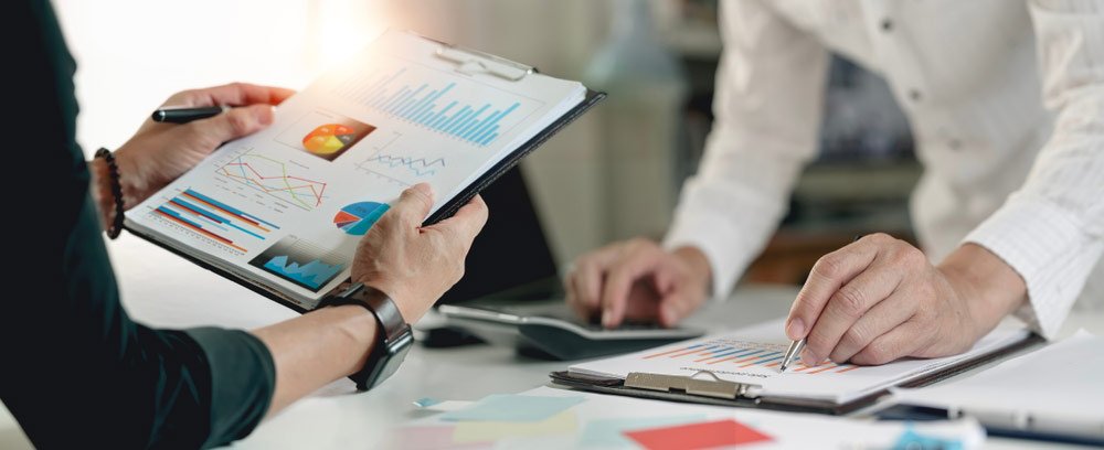 Manager is discussing workers compensation policies with an employee